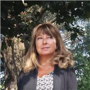 Insegnante di macroeconomia, microeconomia e materie giuridiche con esperienza pluriennale